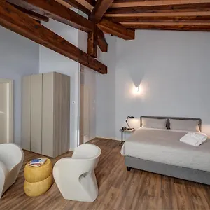 hotel-cortaccia-sanvitale.emilia-romagnahotels.net/
